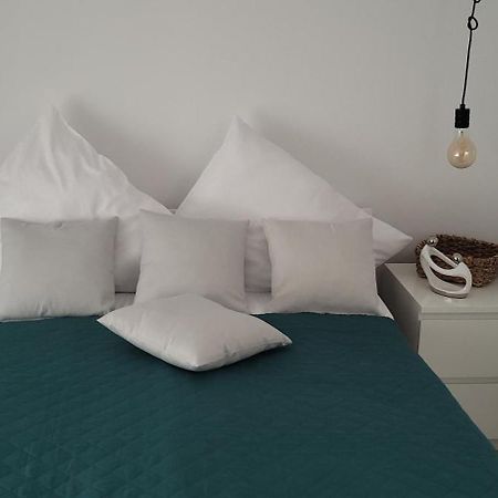 Apartamenty Pod Uwalonym Debem Jezow Sudecki Dış mekan fotoğraf