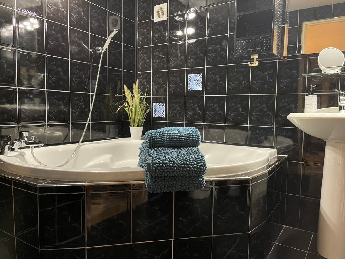 Apartamenty Pod Uwalonym Debem Jezow Sudecki Dış mekan fotoğraf