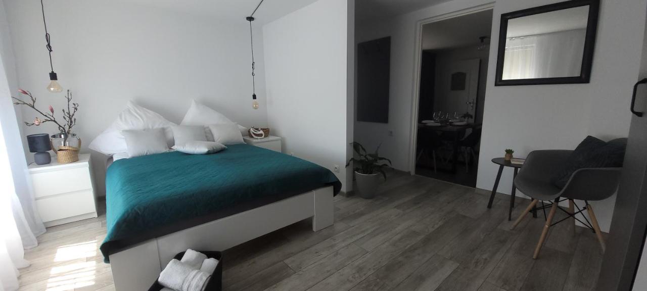 Apartamenty Pod Uwalonym Debem Jezow Sudecki Dış mekan fotoğraf